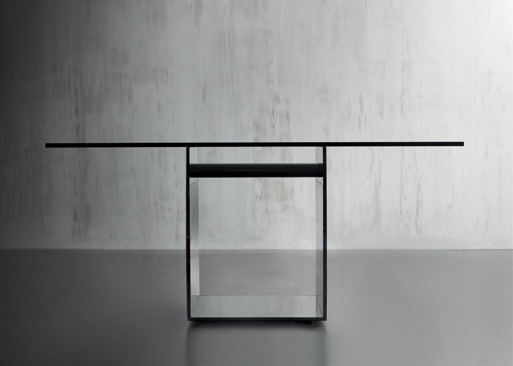 acerbis-design-judd-glass-table-gal-1-min-1024x731.jpg