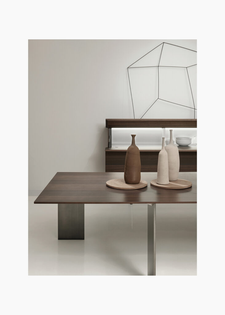 gallery_axis-table-2-732x1024.jpg